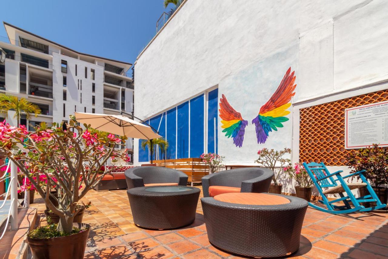 פוארטו ואלארטה La Iguana Vallarta Lgbt Adults Only - Romantic Zone - Party Clubbing Street מראה חיצוני תמונה