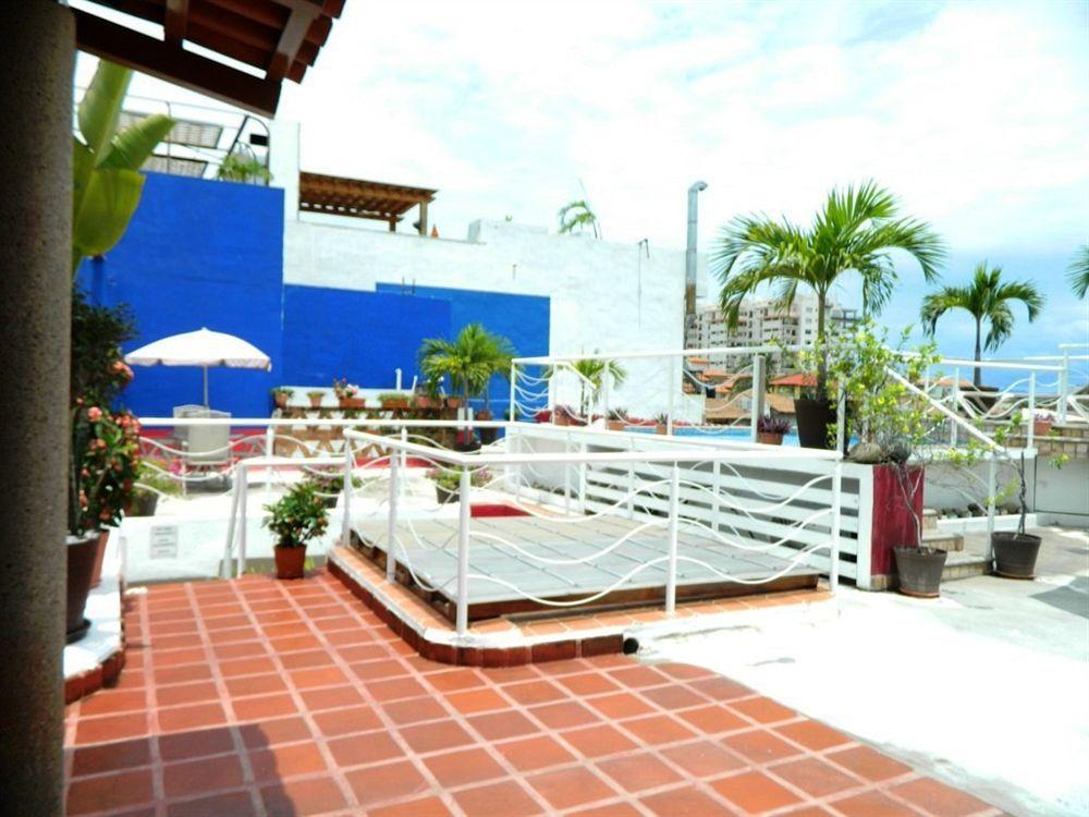 פוארטו ואלארטה La Iguana Vallarta Lgbt Adults Only - Romantic Zone - Party Clubbing Street מראה חיצוני תמונה